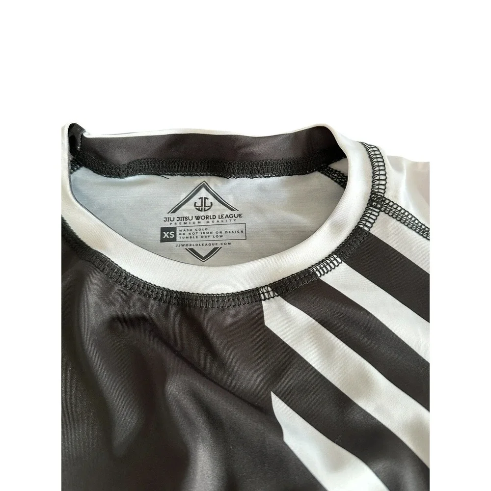 Adult Jiu Jitsu World League Rashguard Extra Small Brand New Black And White BJJ